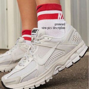 Women's Nike  Zoom Vomero 5 "White/Vast Grey" sneakers sz 7.5
